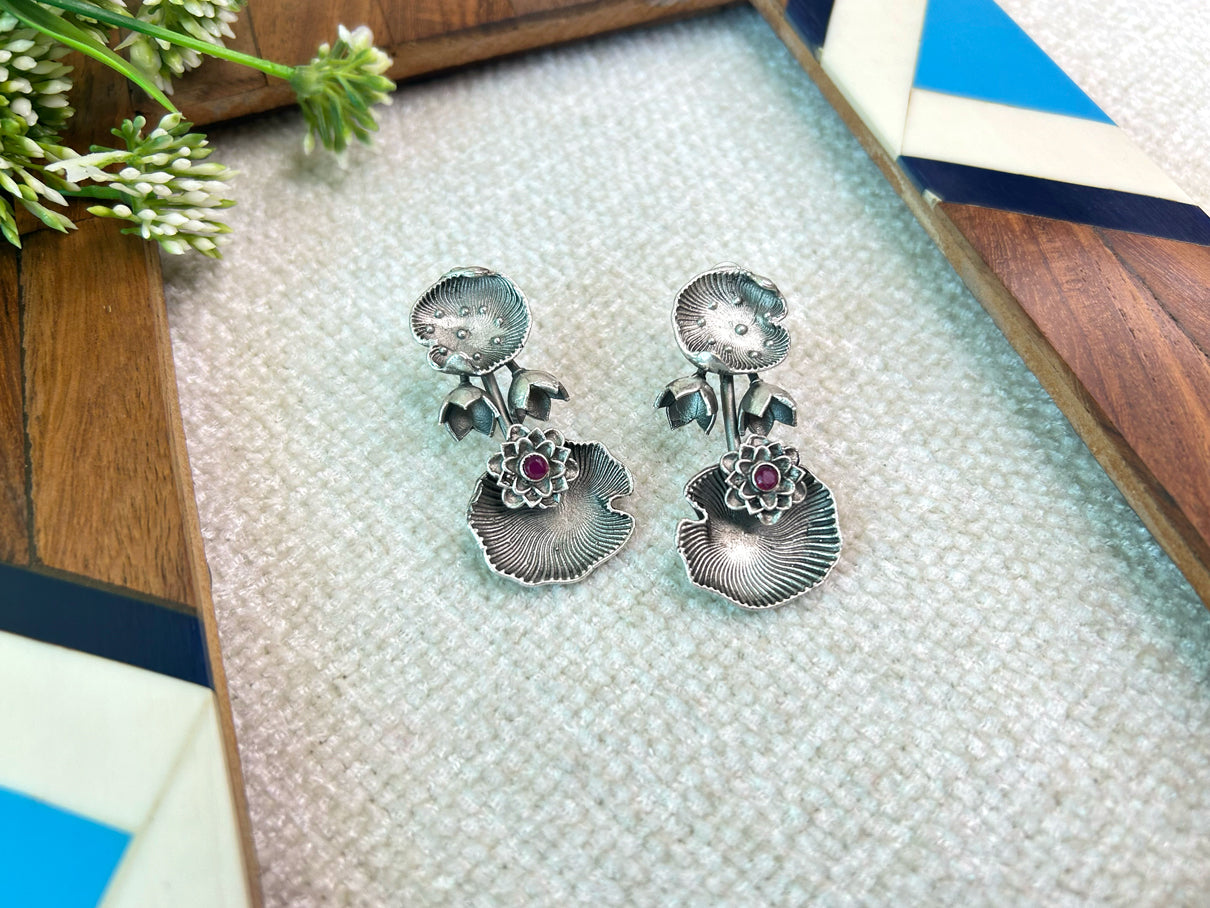 Corel Shell Stud Earrings
