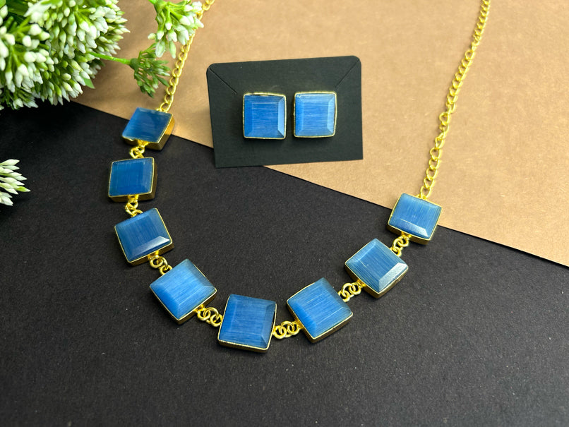 Trina Glossy Square Necklace Set
