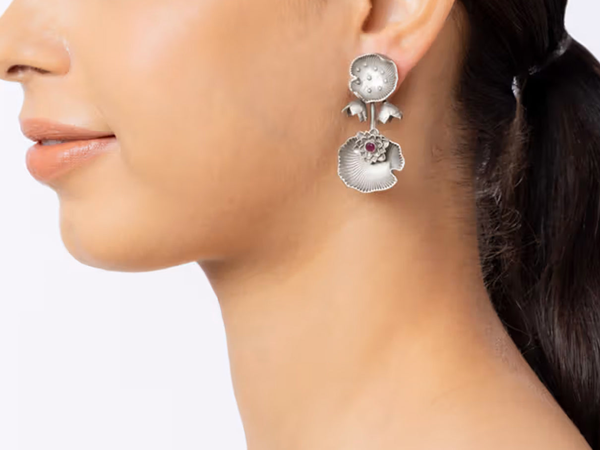 Corel Shell Stud Earrings