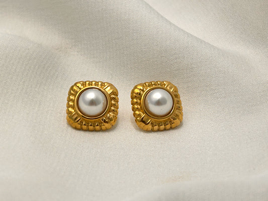 Vintage Pearl Studs
