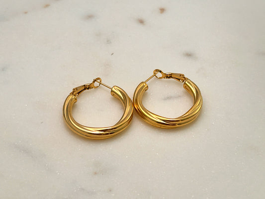 Strand Hoops