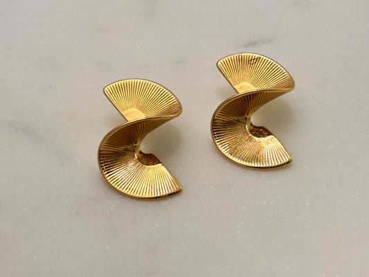 Vortex Studs