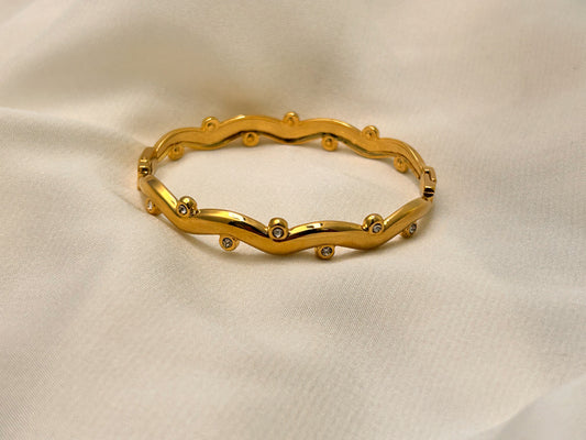 Whisper of Gold Band
