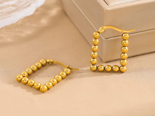 Dottie Hoops