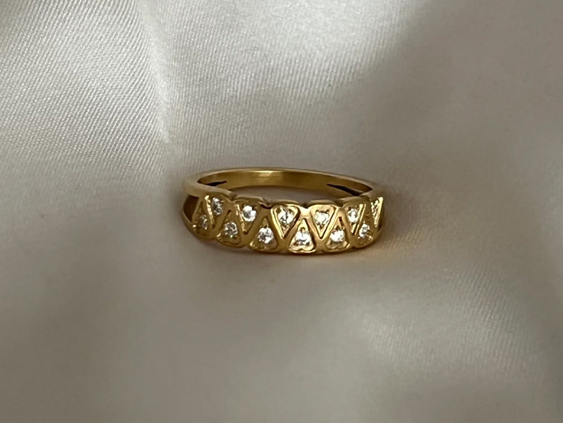 Glint Ring