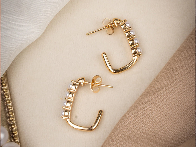 Whisper Pearls Earrings